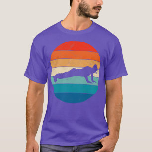 Camiseta Soldado haciendo presión hacia arriba
