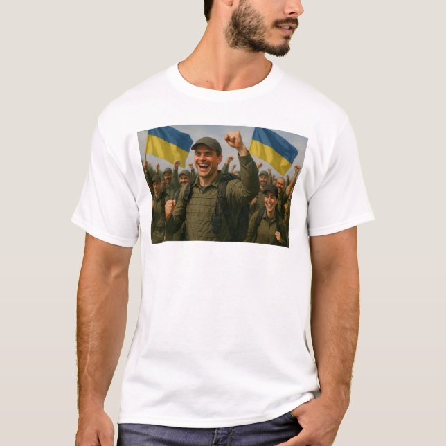 Camiseta Soldados ucranianos celebran la victoria juntos (Anverso)