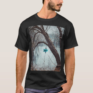Camiseta Soledad primaveral en el río