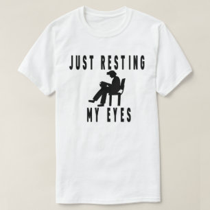 Camiseta Solo descansando mis ojos, Sillón reclinable, Cami