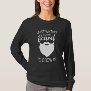 Camiseta Solo Esperando A Que Me Crezca La Barba De Chico