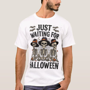 Camiseta Sólo Esperando Halloween Tres Esqueletos Sombreros