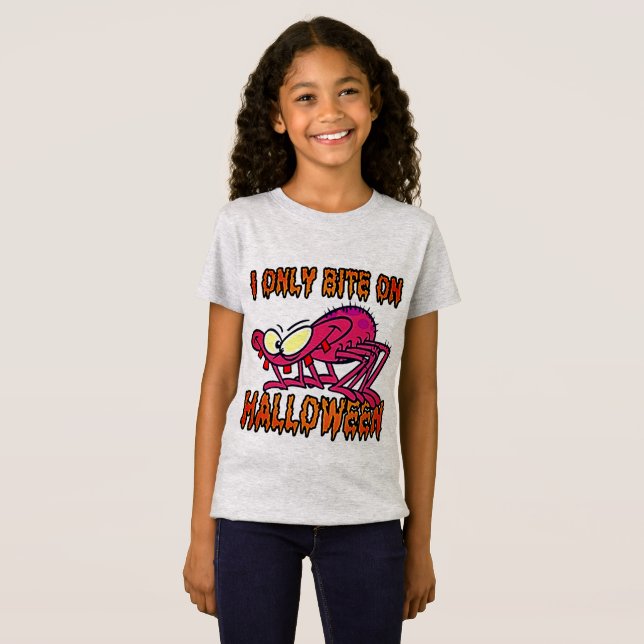 Camiseta Solo Me Mudo En Halloween (Anverso completo)