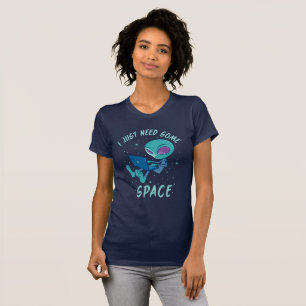 Camiseta Solo necesito algo de espacio ajeno con portátil