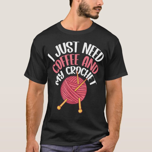 Camiseta Sólo Necesito Café Y Mi (Anverso)