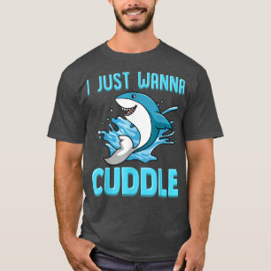 Camiseta Solo quiero acurrucarme burdo tiburón