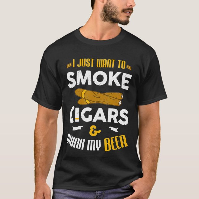 Camiseta Solo Quiero Fumar Cigarros Y Beber Mi Cerveza (Anverso)