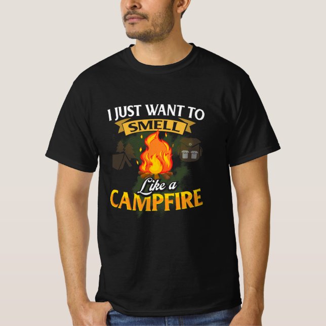 Camiseta Solo Quiero Ir A Camping Y Oler Como Fogata (Anverso)