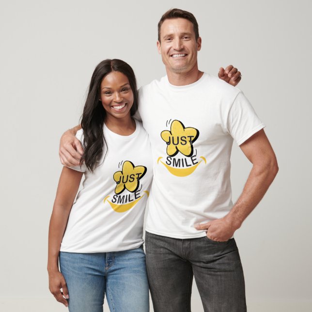 Camiseta Sólo sonríe (Unisexo)