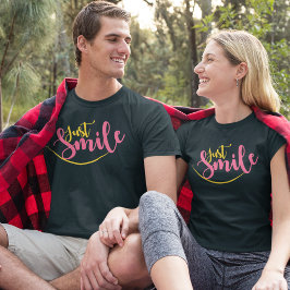 Camiseta Sólo sonriendo