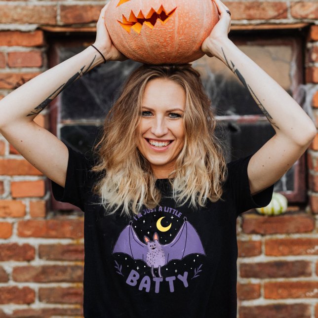 Camiseta Solo soy un poco divertido bollo de Halloween (Funny Halloween Batty Bat Pun T-Shirt)