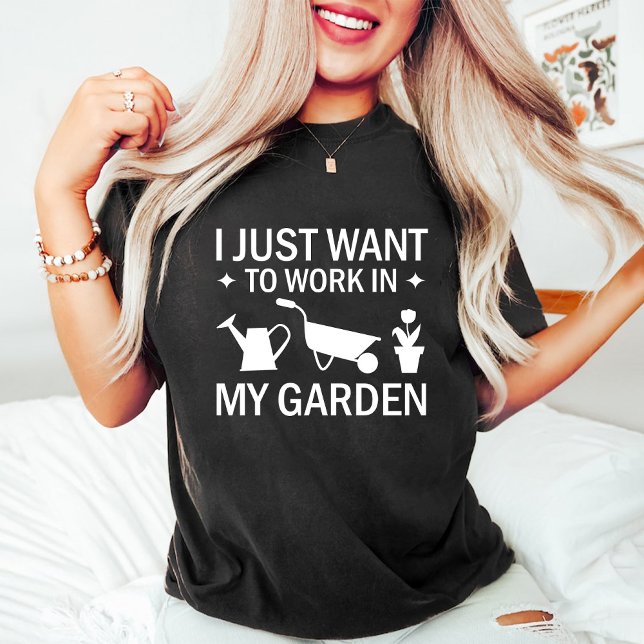 Camiseta Sólo trabajo en mi jardín / Gracioso jardín negro (I Just work in my Garden / Funny Gardener Black T-Shirt)