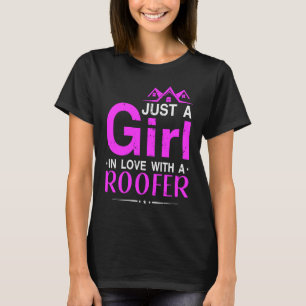 Camiseta Sólo un Chica enamorado de un contrato de techos