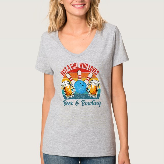 Camiseta Solo Un Chica Que Ama A La Cerveza Y A La Bola Gra (Anverso)