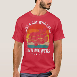 Camiseta Solo un chico que ama el césped domina el divertid