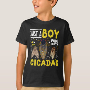 Camiseta Solo un chico que ama las cigarras