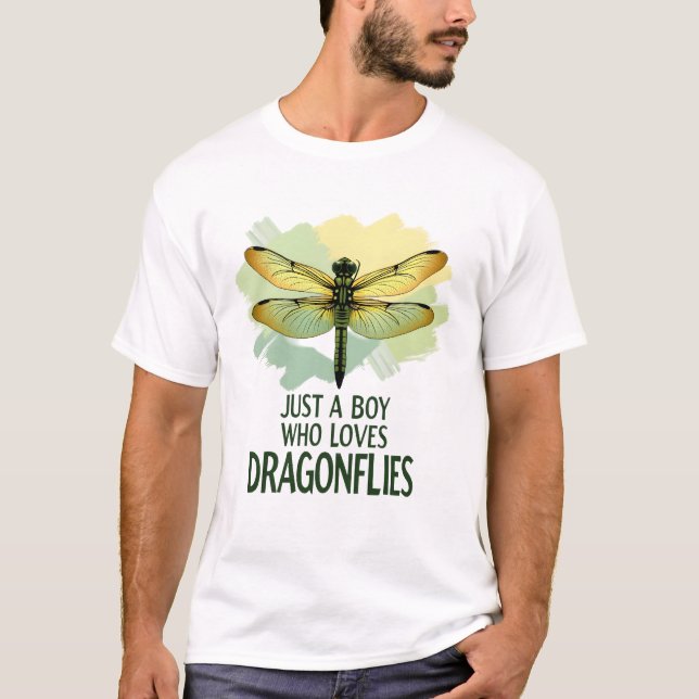 Camiseta Sólo un chico que ama las libélulas. Libélulas arr (Anverso)
