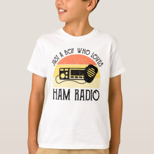 Camiseta Solo un chico que ama su radio