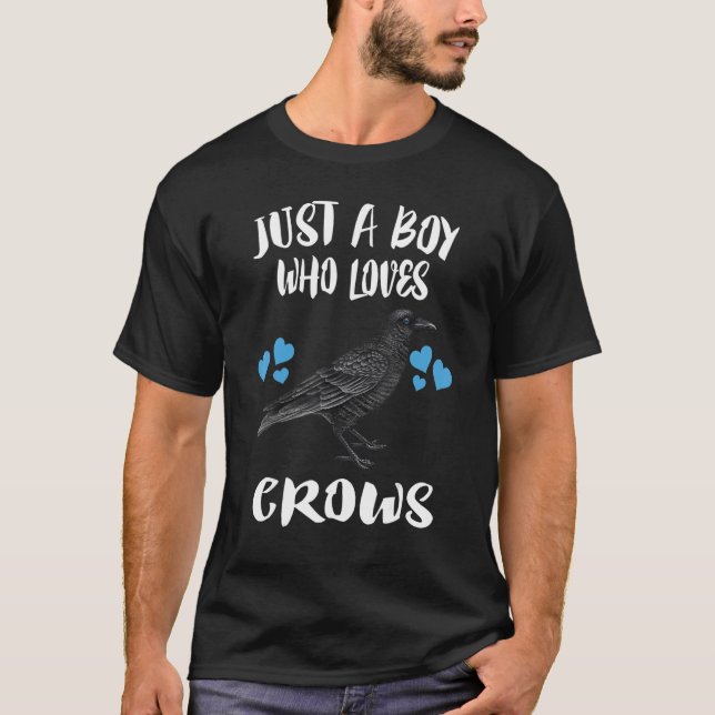 Camiseta Solo Un Niño Que Ama El Pájaro De Crows (Anverso)