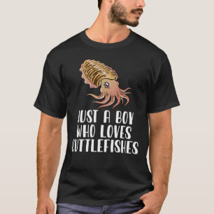 Camiseta Solo Un Niño Que Ama Los Cuchillos