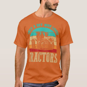 Camiseta Solo Un Niño Que Ama Tractores Granja Familiar T