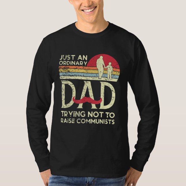 Camiseta Sólo Un Padre Común Y Corriente Tratando De No Cri (Anverso)