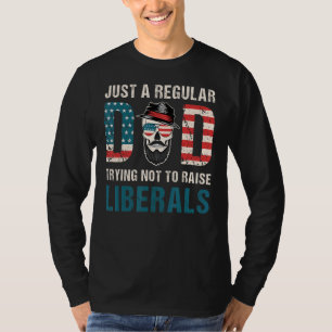 Camiseta Solo Un Padre Regular Intenta No Criar A Los Liber