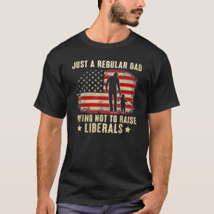 Camiseta Solo Un Padre Regular Intenta No Criar A Los Liber