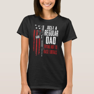 Camiseta Solo Un Padre Regular Intenta No Criar A Los Liber