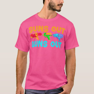 Camiseta Sombra las armas de la pistola de agua de chorro d