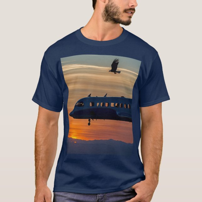 Camiseta "Sombras con horizonte - Águila y atardecer con av (Anverso)