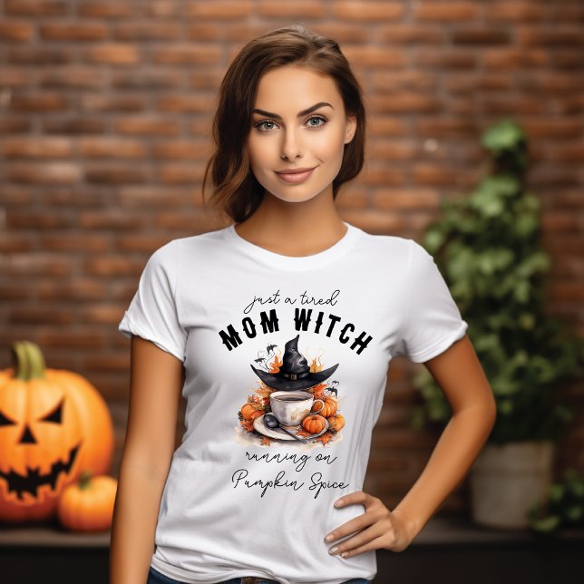 Camiseta Sombrero de Bruja de Mamá Cansada y Café con Espec (Subido por el creador)
