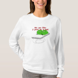 Camiseta Somos como dos margaritas en un poste