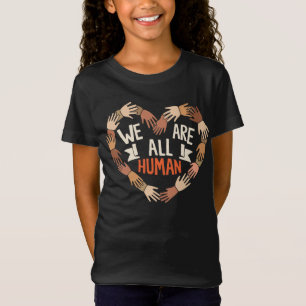 Camiseta Somos Todos Humanos – Manos de Diversidad en Forma