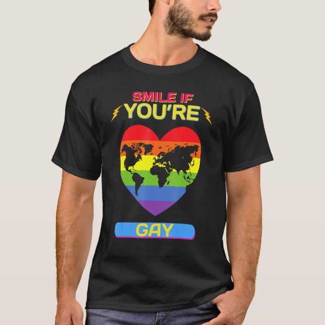 Camiseta Sonríe si eres gay gracioso diciendo sarcásticamen (Anverso)