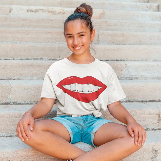 Camiseta sonriente para Chicas de la boca (Subido por el creador)
