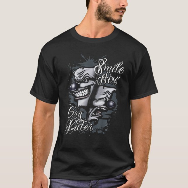 Camiseta Sonrisa ahora llora después arte de tatuaje chican (Anverso)