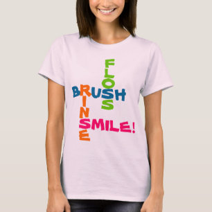 Camiseta Sonrisa de barniz de espesor del pincel