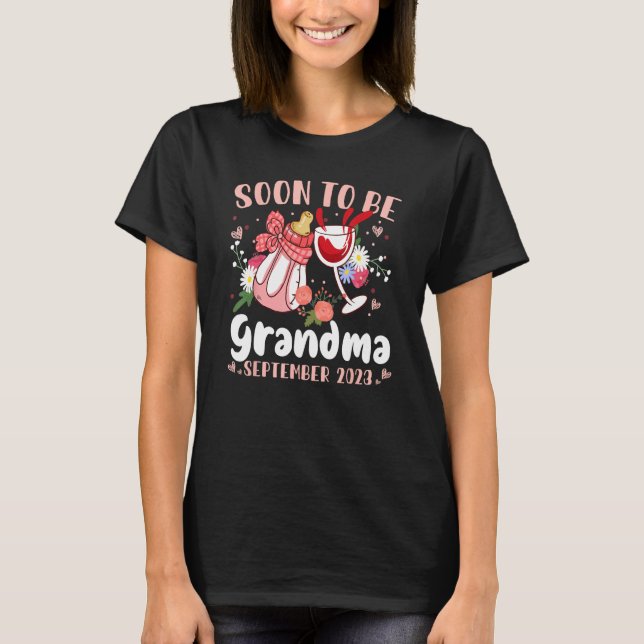 Camiseta Soon To Be Grandma September 2023 Grandma First Ti (Anverso)