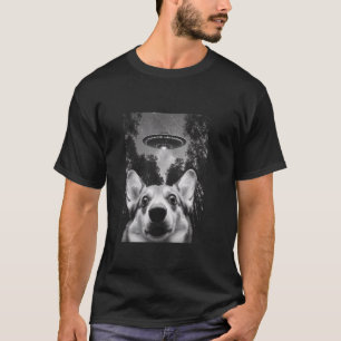 Camiseta Sorprendido Welsh Corgi Selfie Con OVNI Alien, div