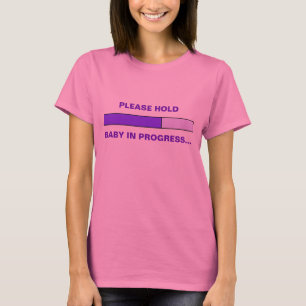 Camiseta Sosténgase por favor, bebé en curso