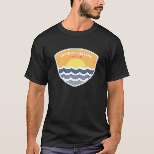Camiseta Souble de vacaciones NY Sunset en el lago Skaneate (Anverso)
