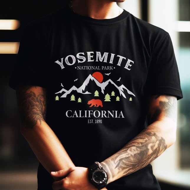 Camiseta Souvenirs de montaña del Parque Nacional Yosemite (Subido por el creador)