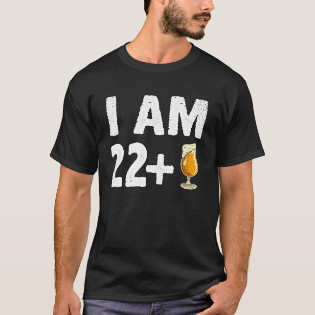 Camiseta Soy 22 Más 1 Divertido Dedo Medio 23 Día 23 (Anverso)