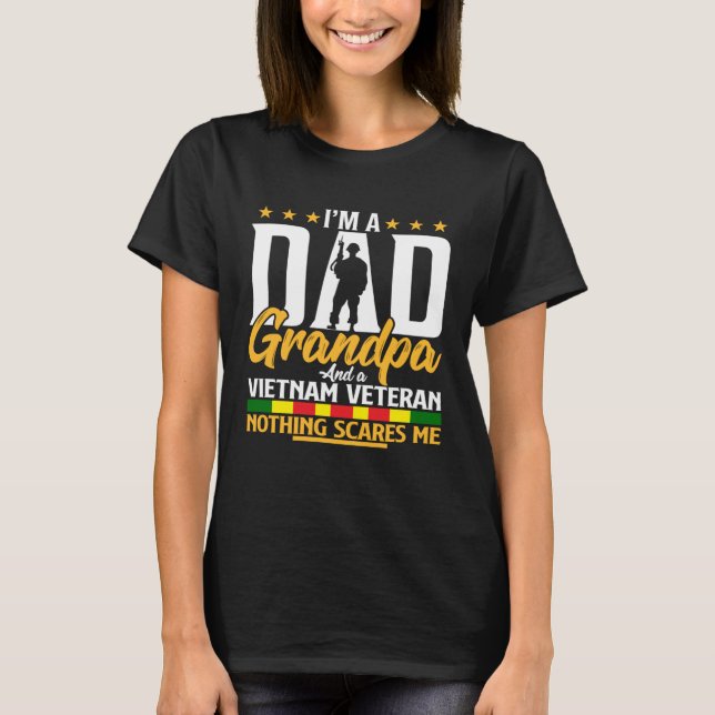 Camiseta Soy abuelo de papá y padre veterano de Vietnam (Anverso)