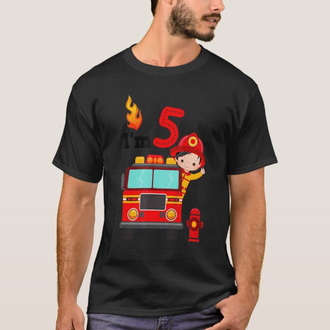 Camiseta Soy el quinto niño de cumpleaños, motor de bombero (Anverso)