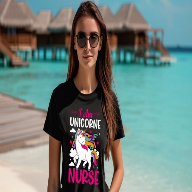 CAMISETA SOY ENFERMERA UNICORNE (Subido por el creador)