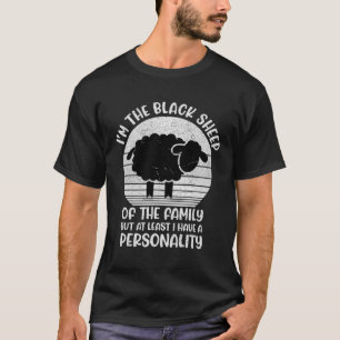 Camiseta Soy la oveja negra de la familia tengo una persona