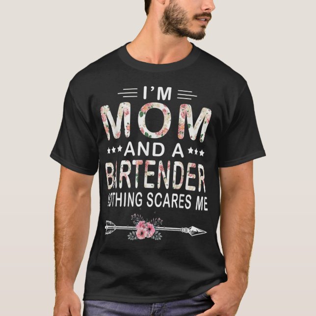 Camiseta Soy mamá y un barman nada me asusta Floral M (Anverso)