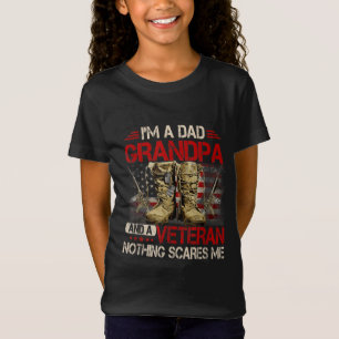 Camiseta Soy un abuelo de papá y un veterano gay de bandera